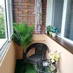 Ani Апартамент *