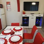 Апартамент Ani