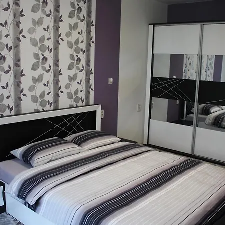Ani Apartamento Veliko Tárnovo