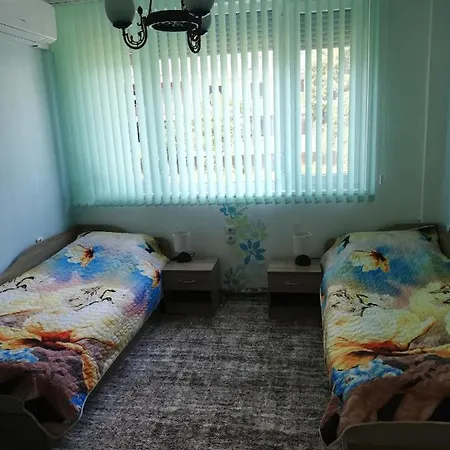 Ani * Veliko Tárnovo