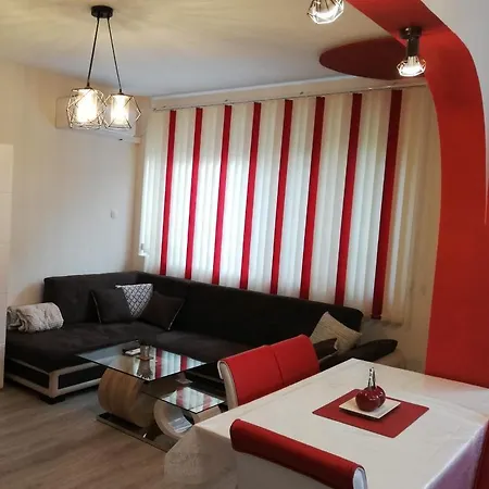 Ani Apartamento Veliko Tárnovo