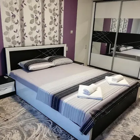 Ani Apartment *